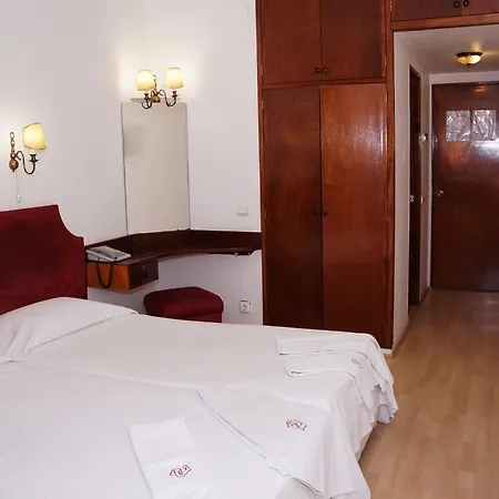 Hostel Residencial Parque *